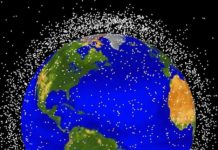 Científico advierte que la Tierra podría desarrollar anillos como los de Saturno, pero hechos de basura espacial