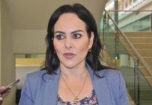 Carmen Lilia se registra por la gubernatura