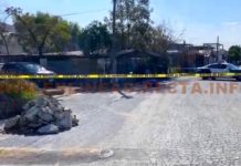 Hallan cadáver en la vía pública “encobijado”