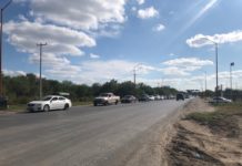 Activan autoridades municipales operativo vial por reapertura de puentes internacionales.