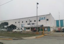 Son 12 mil obreros que están en paro técnico.