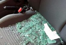 Rateros le dan el clásico cristalazo en su unidad y se llevan pertenencias