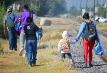 Sufren migrantes rosario de agravios