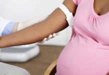 COVID-19 sigue causando la muerte a mujeres embarazadas