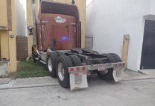 Riguroso operativo contra tráiler en fraccionamientos