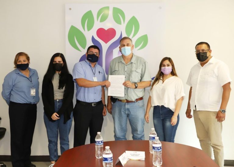 Firma DIF Reynosa convenio con Transpais