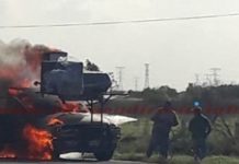 Bomberos sofocan incendio en unidad que dejo daños materiales