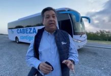 Cabeza de Vaca hará giras en autobús