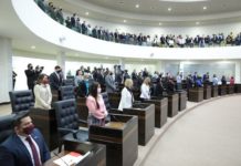 Diputados locales se van un mes de vacaciones