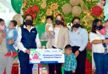 Premia Mariana Gómez a ganadores del concurso de cartel de derechos de niñas, niños, adolescentes