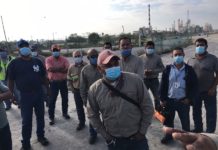 Hacen paro 60 empleados de Pycopsa por falta de prestaciones.