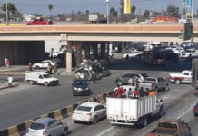 Vuelca pipa dmcon aceite en la Avenida Sexta