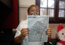 Retiro de escombro de banquetas y más contenedores de basura solicitan vecinos a regidora