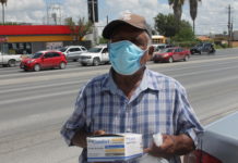 Don Toño regresa a trabajar a cambio de insulina