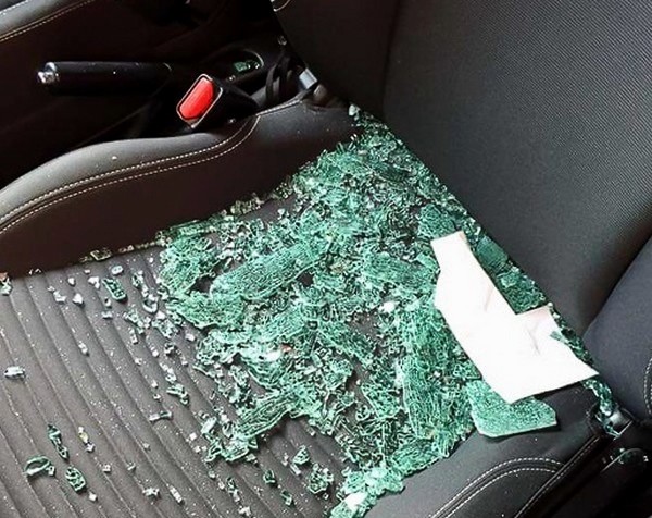 Va de comprar a la zona centro y le roban en su unidad