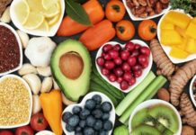 ¿Es saludable para el corazón una dieta baja en carbohidratos y alta en grasas saturadas?