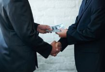 Cierra en 2021 con 409 funcionarios públicos en capilla