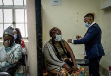 ¿Ya la libramos? Médicos sudafricanos consideran que ómicron es más leve que delta