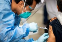 Anuncian vacunación masiva anti-COVID-19 para menores de edad