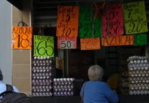 Difícil “cuesta de enero” enfrentan locatarios de los mercados municipales