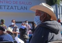 Abuelitos tienen hasta el 11 de enero para renovar credencial