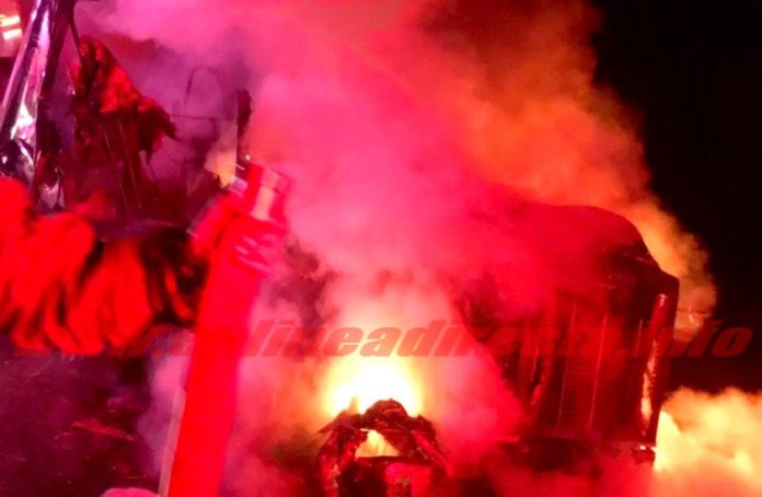 Bomberos sofocan incendio en pipa