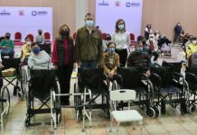 Entregan Chucho Nader y Aída Féres de Nader Apoyos Funcionales a Personas con Discapacidad