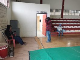 Llegan 3 hombres a refugiarse a la alberca Eduardo Chávez.