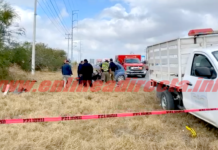 Muere conductora prensada en su unidad tras impactarse contra pipa