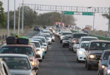 Vacacionistas se quejan con el Estado por saturación de carreteras