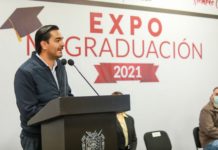 Encabeza Presidente Municipal Carlos Peña Ortiz, ceremonia de graduación de los estudiantes del CEDIF