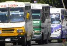 Acusan a Transporte del Estado por permitir invasión de rutas
