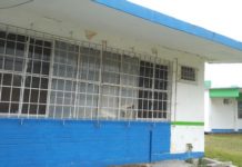 Saquearon la primaria Lázaro Cárdenas, se llevaron hasta la taza del baño