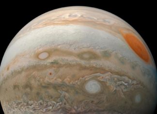 La NASA detecta la luz de mayor energía jamás vista en un planeta de nuestro sistema solar que no sea la Tierra y resuelve un misterio de 30 años