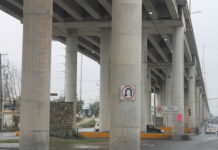 Alumbran puente “Broncos”