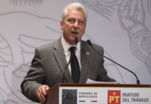 Pide Zertuche a alcalde de Victoria atender citatorio