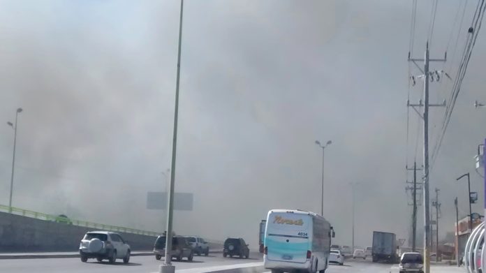 Bomberos siguen atendiendo incendios en la ciudad