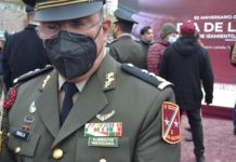 La bandera es símbolo de identidad de los mexicanos, dice general