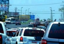 Siguen los accidentes viales dejando daños materiales y caos vehicular