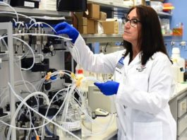 Crea una vacuna contra covid-19 libre de patente; esperanza para la humanidad