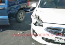 Accidentes viales dejan solo daños materiales en unidades y caos vial