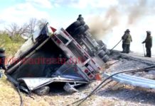 Vuelca tráiler con limones y se salva chófer de morir quemado