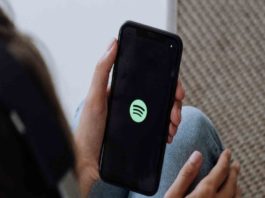 Spotify combatirá las fake news sobre covid tras crítica de Neil Young