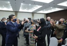 Entrega Gobernador Cabeza de Vaca medalla al mérito a maestros tamaulipecos
