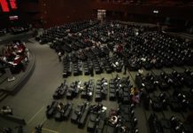 Aprueban reforma en la que autorizan al patrón retener sueldo del trabajador