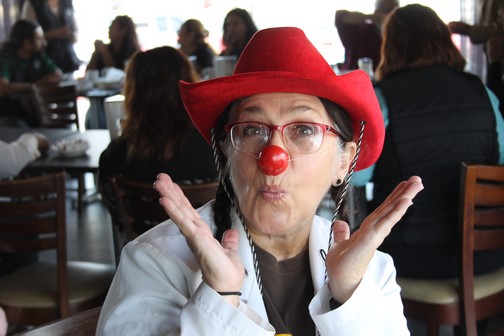 “Doctores de la Risa” receta alegría contra el Covid