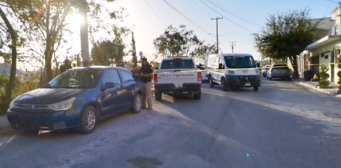 Hallan cadáver en interior de una unidad