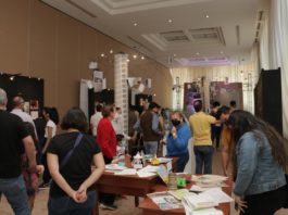 En Tampico Conmemoran el Día del Teatro con Interesante Exposición Colectiva