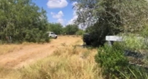 Indagan restos óseos encontrados en una brecha de un ejido
