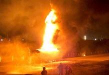 Explota pipa con 20 mil litros cargados de gasolina